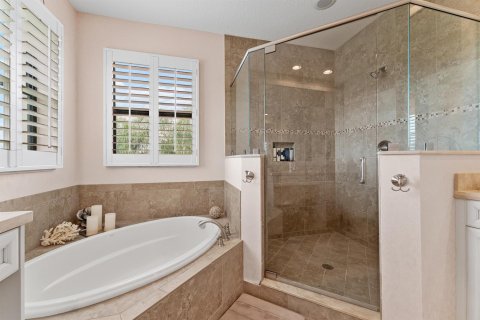 Villa ou maison à louer à Palm City, Floride: 5 chambres, 335.47 m2 № 2388404 - photo 23
