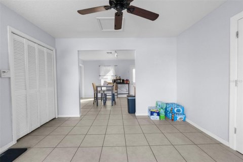 House in Spring Hill, Florida 3 bedrooms, 178.37 sq.m. № 1900405 - photo 15