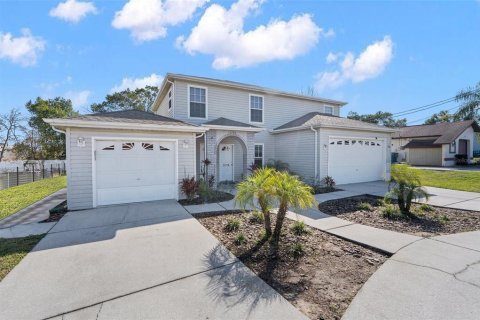House in Spring Hill, Florida 3 bedrooms, 178.37 sq.m. № 1900405 - photo 10