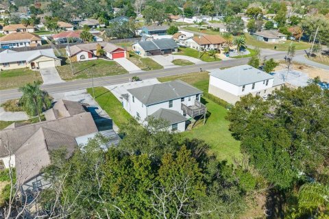 House in Spring Hill, Florida 3 bedrooms, 178.37 sq.m. № 1900405 - photo 7