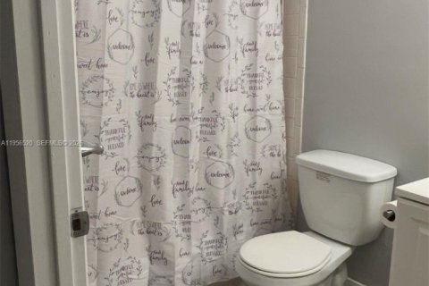 Condominio en alquiler en Miami, Florida, 1 dormitorio, 47.94 m2 № 2010412 - foto 9