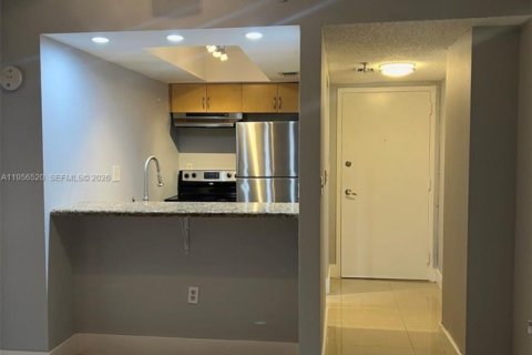 Condominio en alquiler en Miami, Florida, 1 dormitorio, 47.94 m2 № 2010412 - foto 6