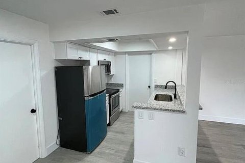 Villa ou maison à vendre à Lakeland, Floride: 3 chambres, 100.8 m2 № 2131946 - photo 6