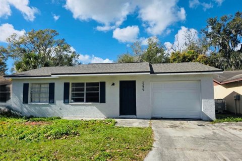 Casa en Lakeland, Florida 3 dormitorios, 100.8 m2 № 2131946