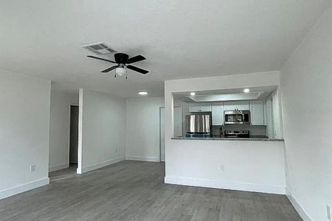 Villa ou maison à vendre à Lakeland, Floride: 3 chambres, 100.8 m2 № 2131946 - photo 10