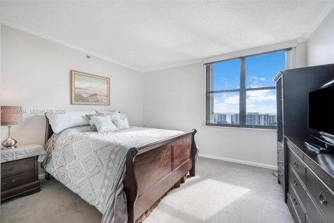 Condominio en venta en Hallandale Beach, Florida, 2 dormitorios, 184.32 m2 № 2045754 - foto 17