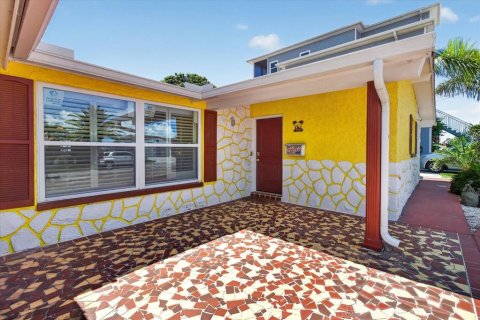 Villa ou maison à vendre à Hudson, Floride: 4 chambres, 228.63 m2 № 2152237 - photo 2