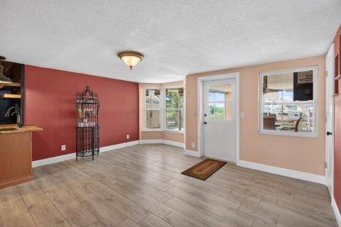 Villa ou maison à vendre à Hudson, Floride: 4 chambres, 228.63 m2 № 2152237 - photo 15