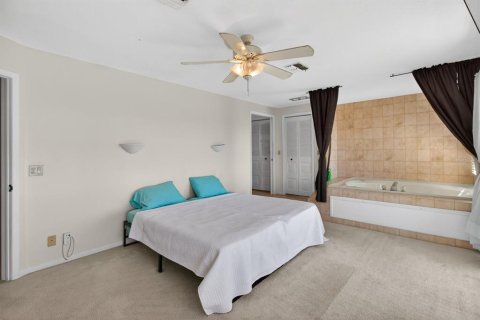 Villa ou maison à vendre à Hudson, Floride: 4 chambres, 228.63 m2 № 2152237 - photo 24