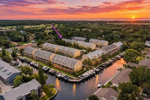Touwnhouse à Tarpon Springs, Floride 3 chambres, 169.83 m2 № 2418996