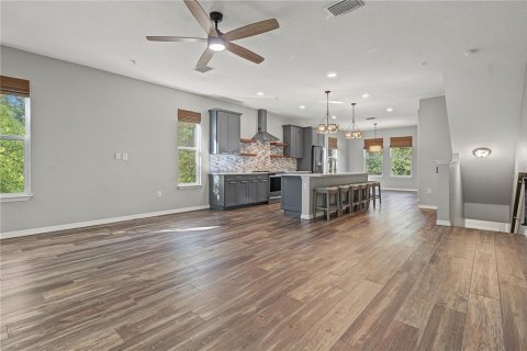Touwnhouse à vendre à Tarpon Springs, Floride: 3 chambres, 169.83 m2 № 2418996 - photo 10