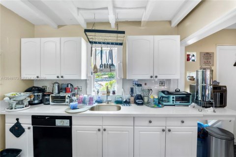 Casa en venta en Hollywood, Florida, 3 dormitorios, 150.59 m2 № 2244133 - foto 11