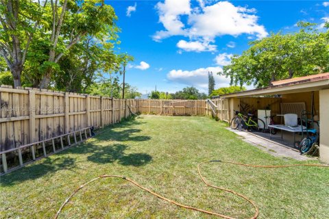 Casa en venta en Hollywood, Florida, 3 dormitorios, 150.59 m2 № 2244133 - foto 24