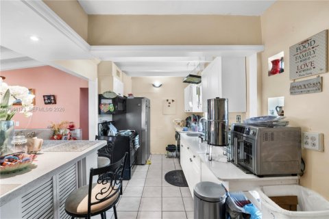 Casa en venta en Hollywood, Florida, 3 dormitorios, 150.59 m2 № 2244133 - foto 9