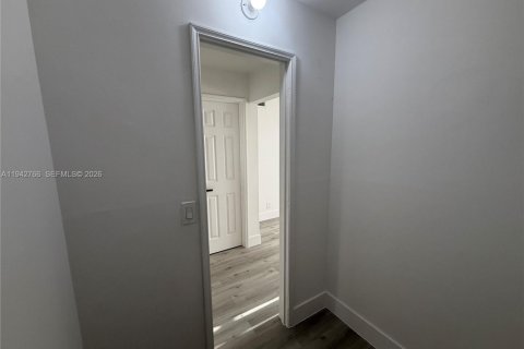 Copropriété à louer à Davie, Floride: 2 chambres, 89.19 m2 № 1999167 - photo 16