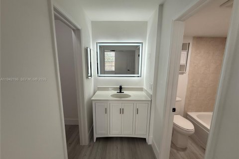 Copropriété à louer à Davie, Floride: 2 chambres, 89.19 m2 № 1999167 - photo 14