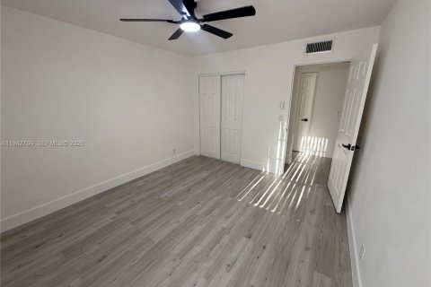 Copropriété à louer à Davie, Floride: 2 chambres, 89.19 m2 № 1999167 - photo 10