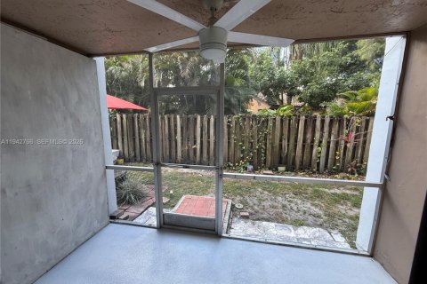 Copropriété à louer à Davie, Floride: 2 chambres, 89.19 m2 № 1999167 - photo 19