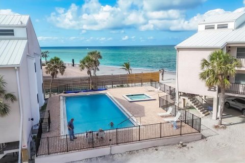 Condo in Englewood, Florida, 2 bedrooms  № 1746810 - photo 25