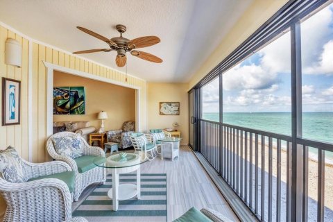 Condo in Englewood, Florida, 2 bedrooms  № 1746810 - photo 6
