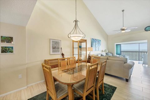 Condo in Englewood, Florida, 2 bedrooms  № 1746810 - photo 14