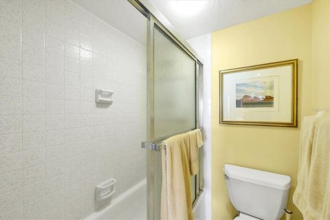 Condo in Englewood, Florida, 2 bedrooms  № 1746810 - photo 20