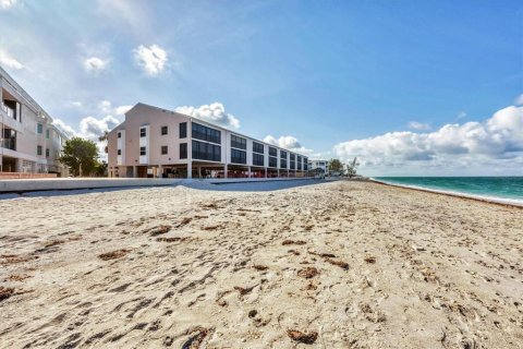 Condo in Englewood, Florida, 2 bedrooms  № 1746810 - photo 2