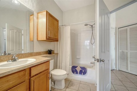 Condo in Sarasota, Florida, 2 bedrooms  № 1823259 - photo 26