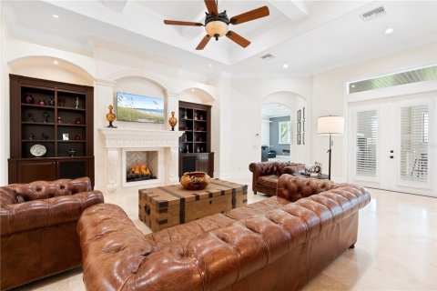 House in Windermere, Florida 5 bedrooms, 708.01 sq.m. № 1793033 - photo 5