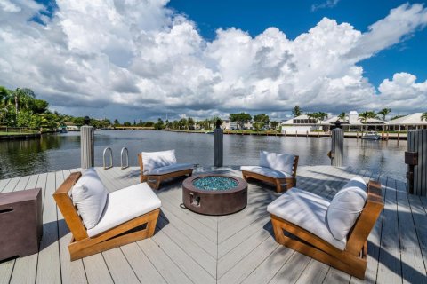 Villa ou maison à louer à Fort Lauderdale, Floride: 5 chambres, 317.08 m2 № 2245717 - photo 5