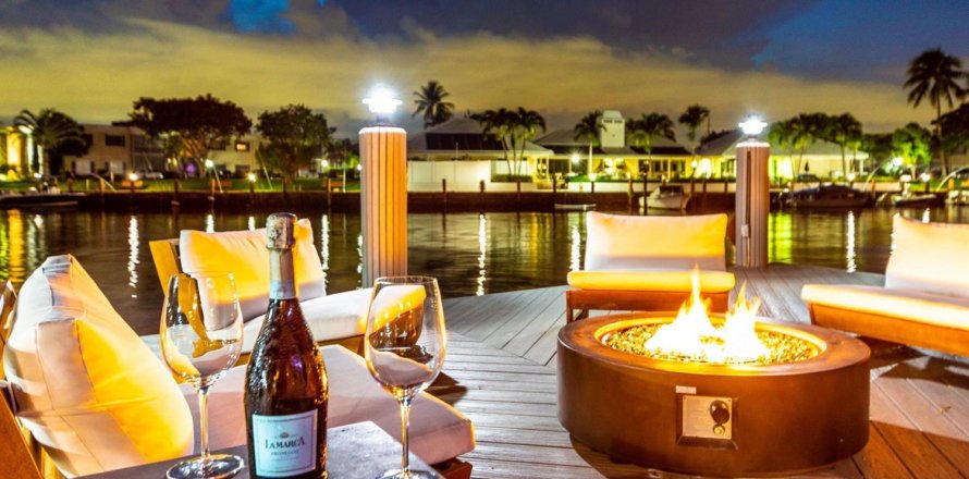 Villa ou maison à Fort Lauderdale, Floride 5 chambres, 317.08 m2 № 2245717