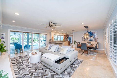 Villa ou maison à louer à Fort Lauderdale, Floride: 5 chambres, 317.08 m2 № 2245717 - photo 13