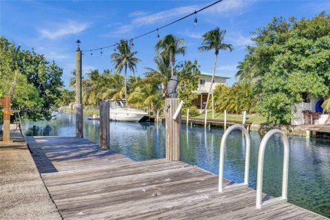 Casa en alquiler en Dania Beach, Florida, 4 dormitorios, 179.3 m2 № 1921214 - foto 28