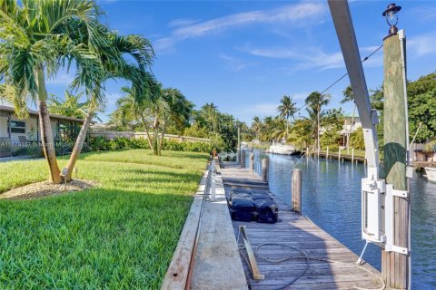 Casa en alquiler en Dania Beach, Florida, 4 dormitorios, 179.3 m2 № 1921214 - foto 29