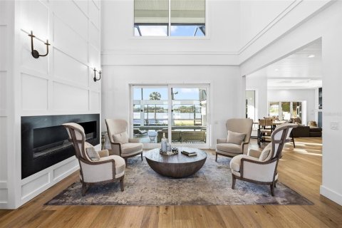 House in Safety Harbor, Florida 5 bedrooms, 928.74 sq.m. № 2106723 - photo 12