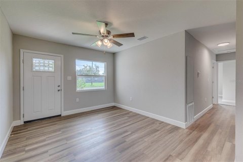 Casa en venta en Bartow, Florida, 3 dormitorios, 80.27 m2 № 1370051 - foto 3
