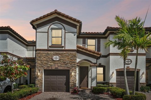 Купить таунхаус в Хайалиа, Флорида 4 спальни, 178.47м2, № 2060804 - фото 2