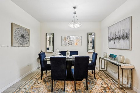 Купить таунхаус в Хайалиа, Флорида 4 спальни, 178.47м2, № 2060804 - фото 23