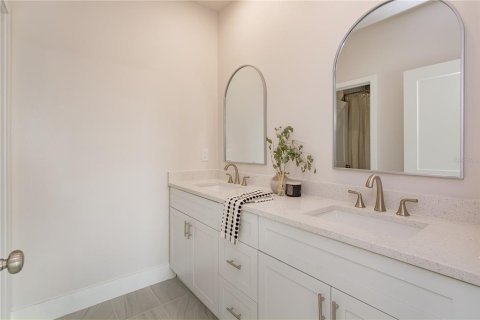 Townhouse in Longwood, Florida 3 bedrooms, 170.48 sq.m. № 2099287 - photo 17