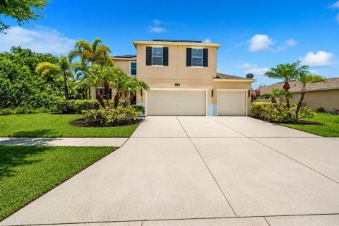 House in Apollo Beach, Florida 4 bedrooms, 252.6 sq.m. № 2220249