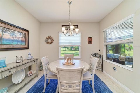 House in Parrish, Florida 2 bedrooms, 146.23 sq.m. № 2429518 - photo 6