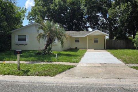 House in Orlando, Florida 3 bedrooms, 108.14 sq.m. № 2302827