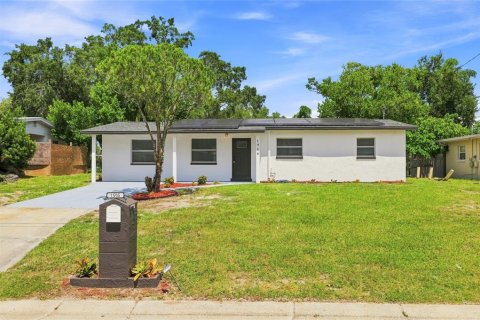 House in Tampa, Florida 4 bedrooms, 109.07 sq.m. № 2308332