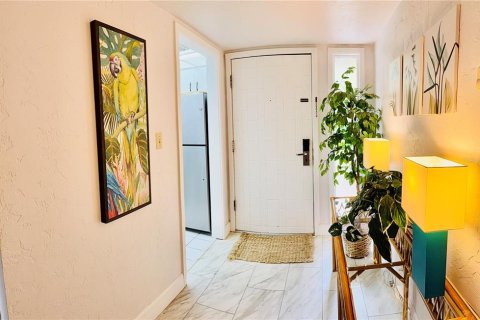 Condo in Haines City, Florida, 1 bedroom  № 1550406 - photo 2