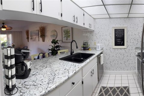 Condo in Haines City, Florida, 1 bedroom  № 1550406 - photo 5