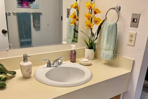 Condo in Haines City, Florida, 1 bedroom  № 1550406 - photo 17