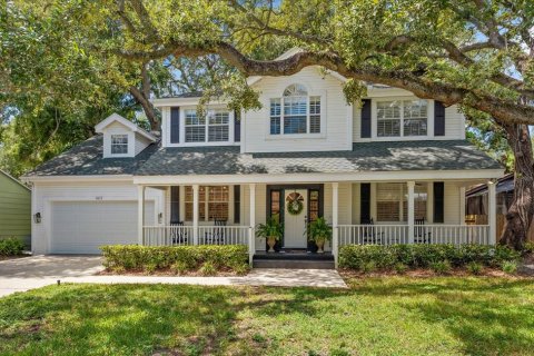 House in Tampa, Florida 4 bedrooms, 277.78 sq.m. № 2342496