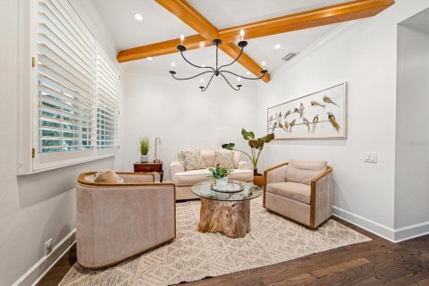 Villa ou maison à vendre à Tampa, Floride: 4 chambres, 277.78 m2 № 2342496 - photo 5
