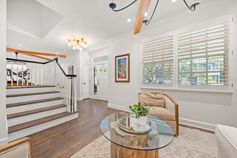 Villa ou maison à vendre à Tampa, Floride: 4 chambres, 277.78 m2 № 2342496 - photo 3