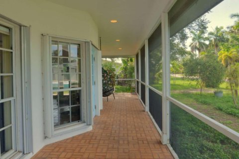 Casa en venta en Homestead, Florida, 3 dormitorios, 233.37 m2 № 2244884 - foto 22